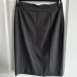 GRAY WORTHINGTON SUIT SKIRT SIZE 8
